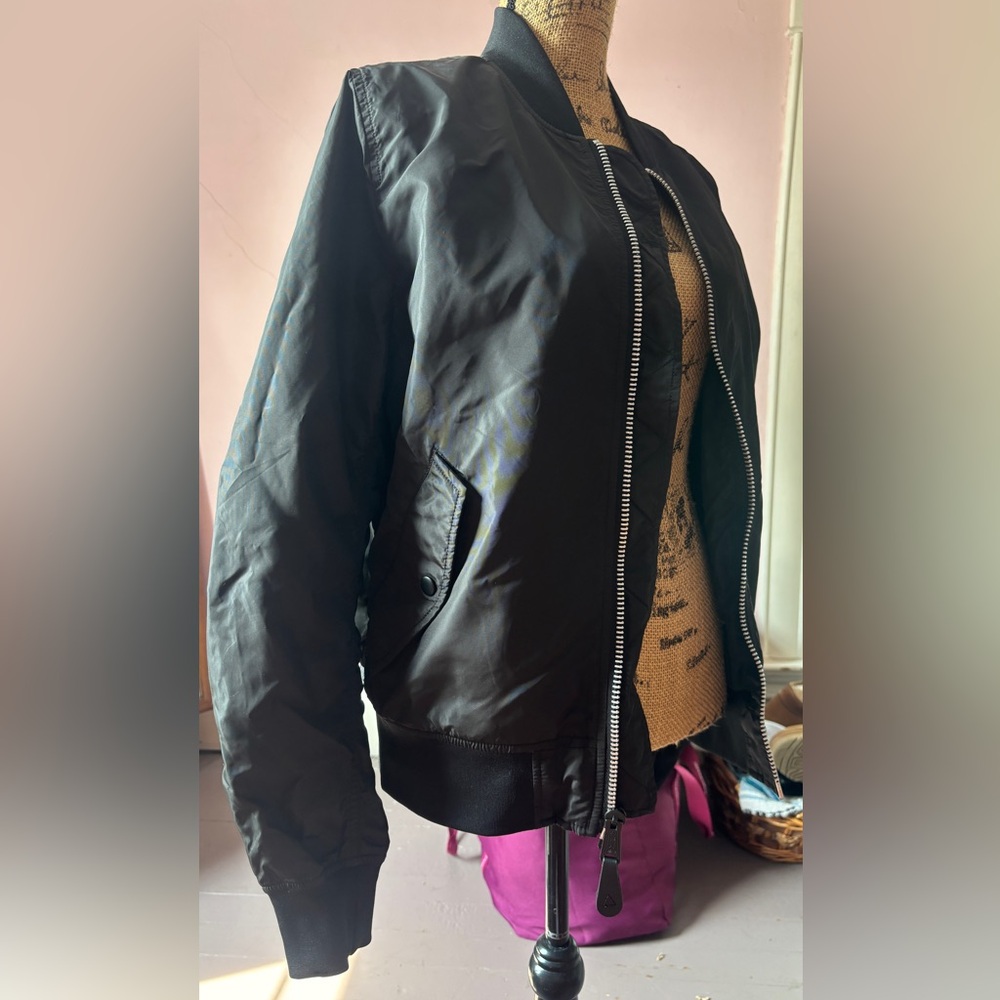 Alpha Industries Black Bomber Jacket for Women - Picture 5 of 14